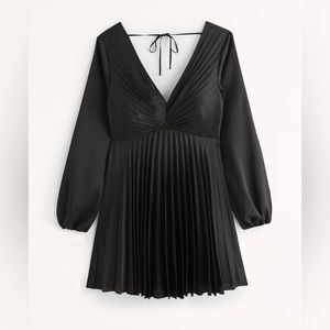 NWT Abercrombie & Fitch Black Long-Sleeve Satin Pleated Mini Dress